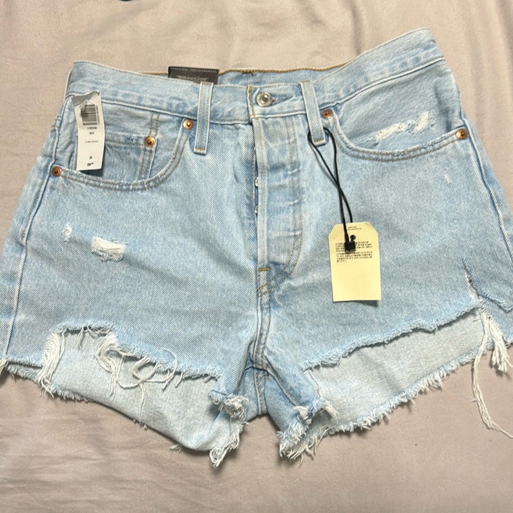 BNWT Levi’s 501 Jean shorts from Aritzia. Size 26.